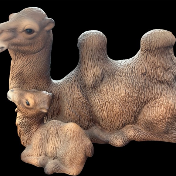 Vintage New Harvey Knox -Global Art Momma Camel & Baby Stamped Stored Perfect - Picture 5 of 6